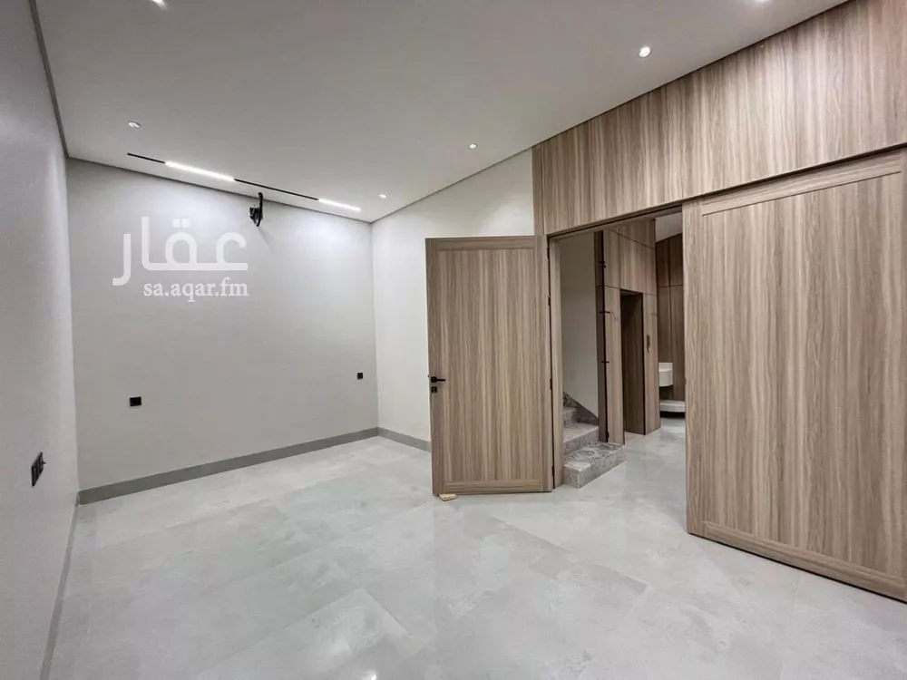 6 bedroom villa in Al Mahdiyyah 26