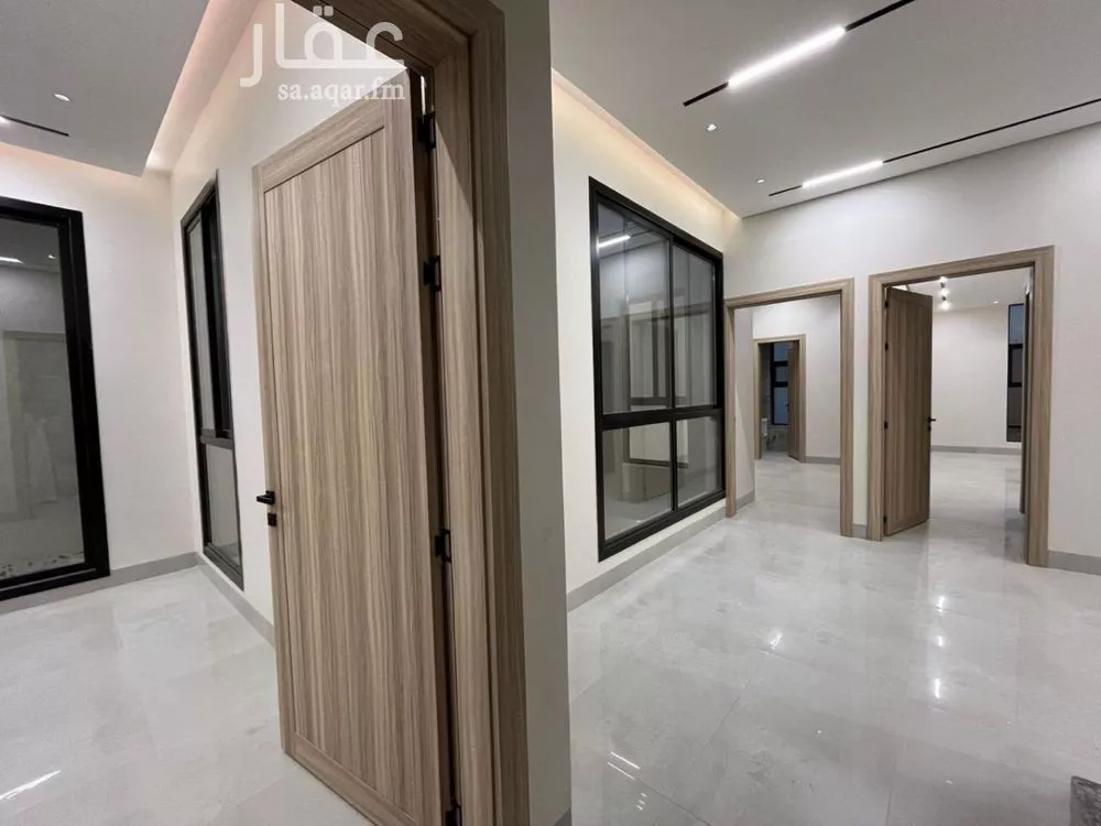 6 bedroom villa in Al Mahdiyyah 30