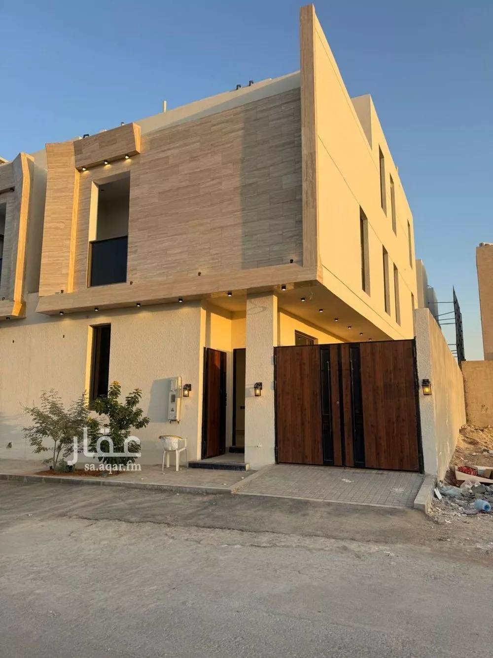 6 bedroom villa in Al Mahdiyyah 2