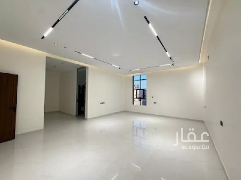 6 bedroom villa in Al Mahdiyyah 16