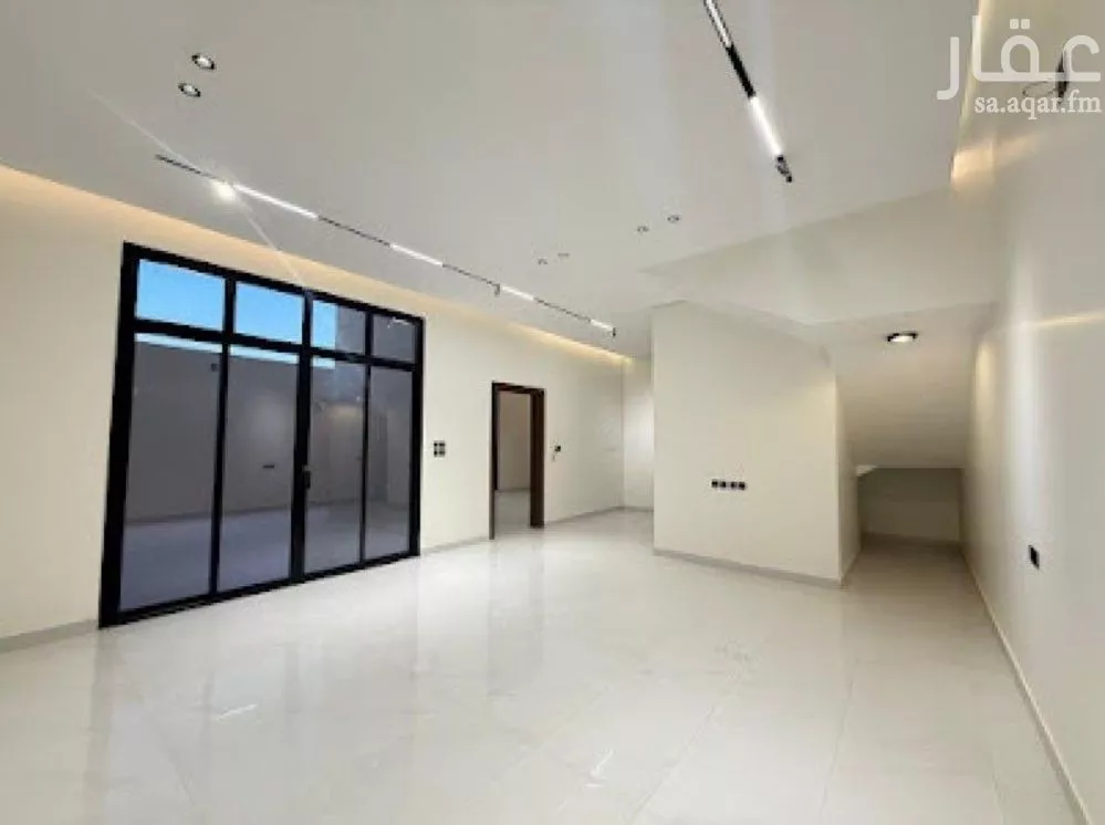 6 bedroom villa in Al Mahdiyyah 10