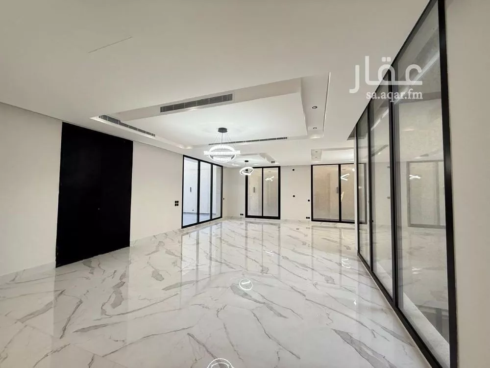 فيلا 6 غرف في المهدية 9