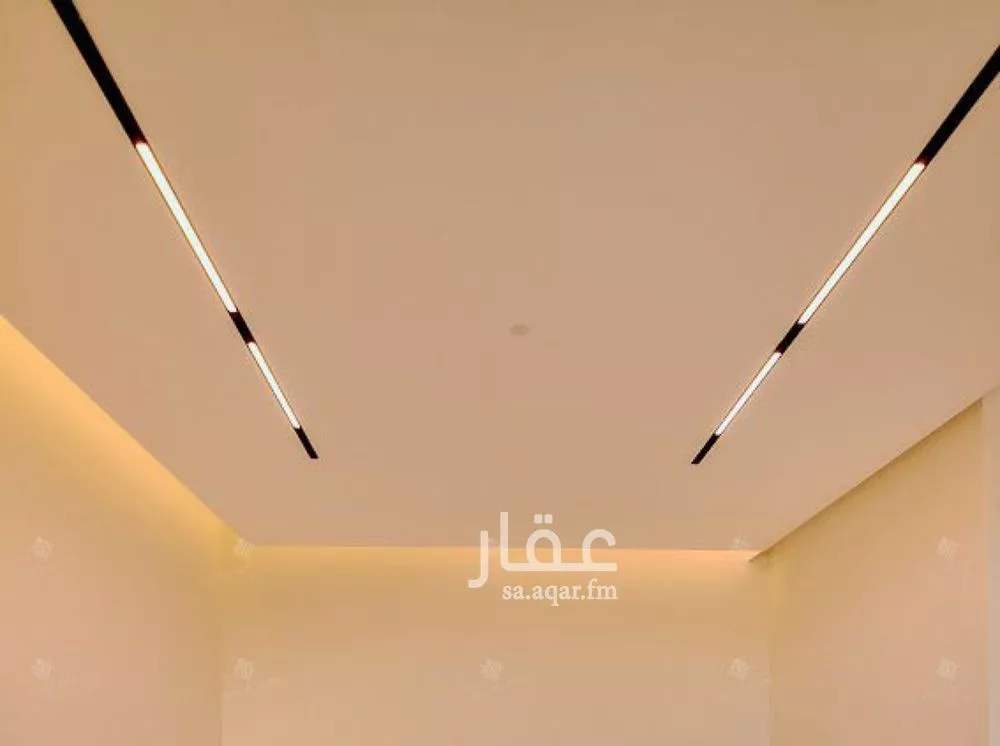 6 bedroom villa in Al Mahdiyyah 2