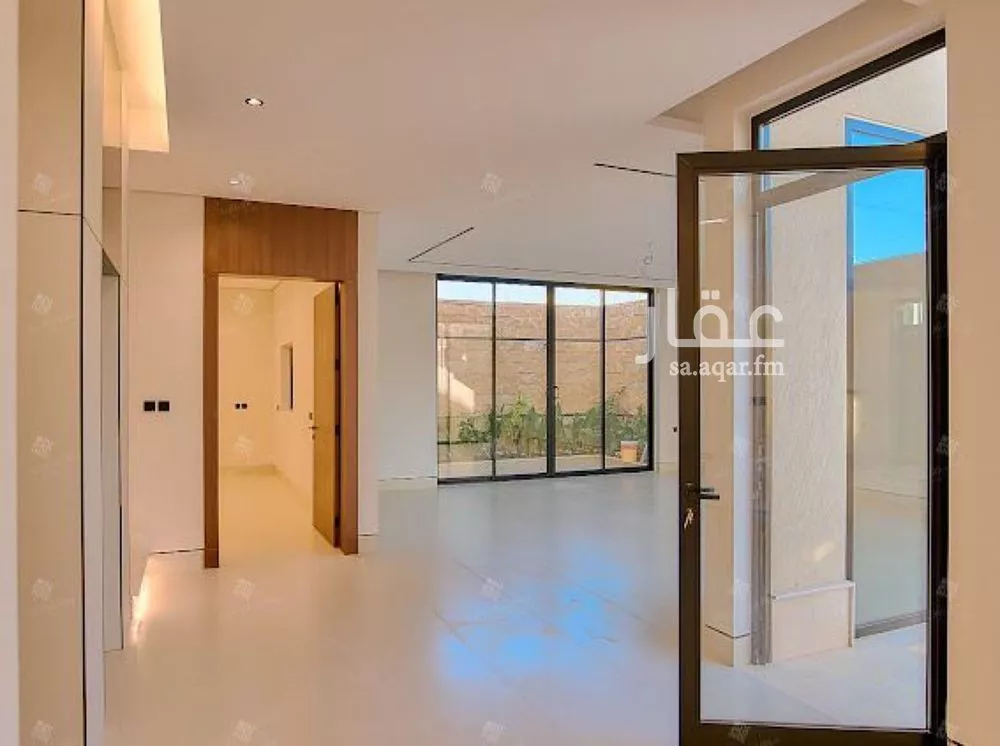6 bedroom villa in Al Mahdiyyah 16