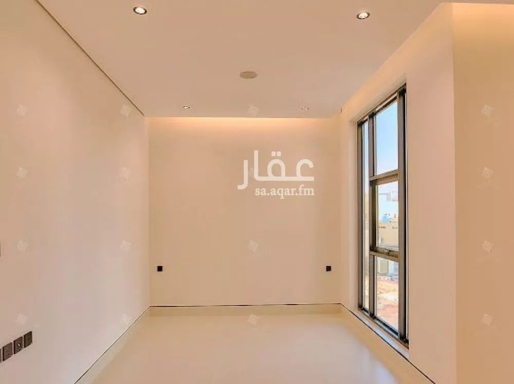 6 bedroom villa in Al Mahdiyyah 24