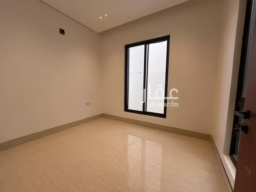 5 bedroom villa in Al Mahdiyyah 13