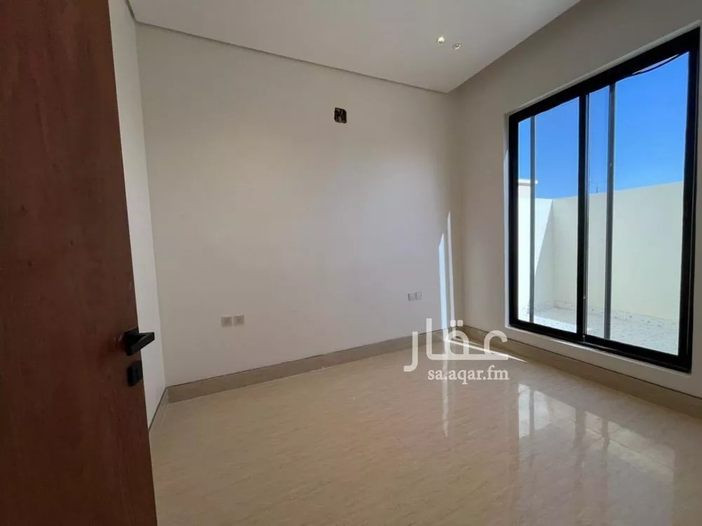 5 bedroom villa in Al Mahdiyyah 15