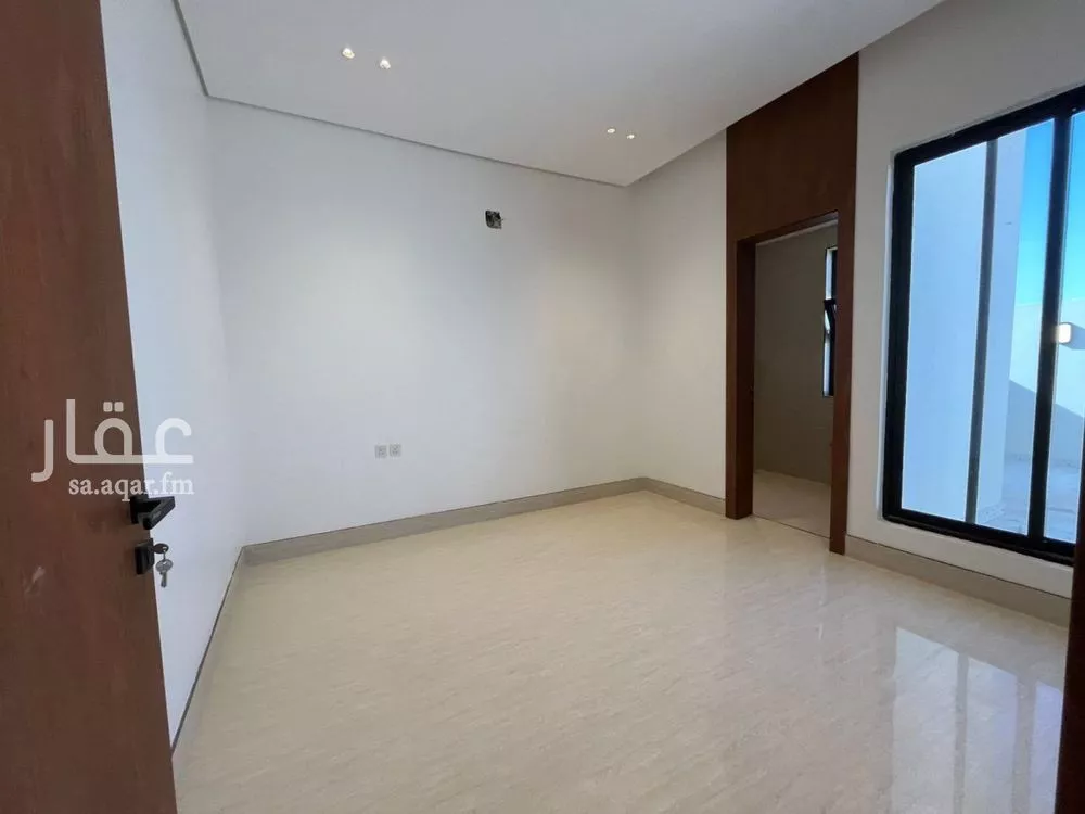 5 bedroom villa in Al Mahdiyyah 25