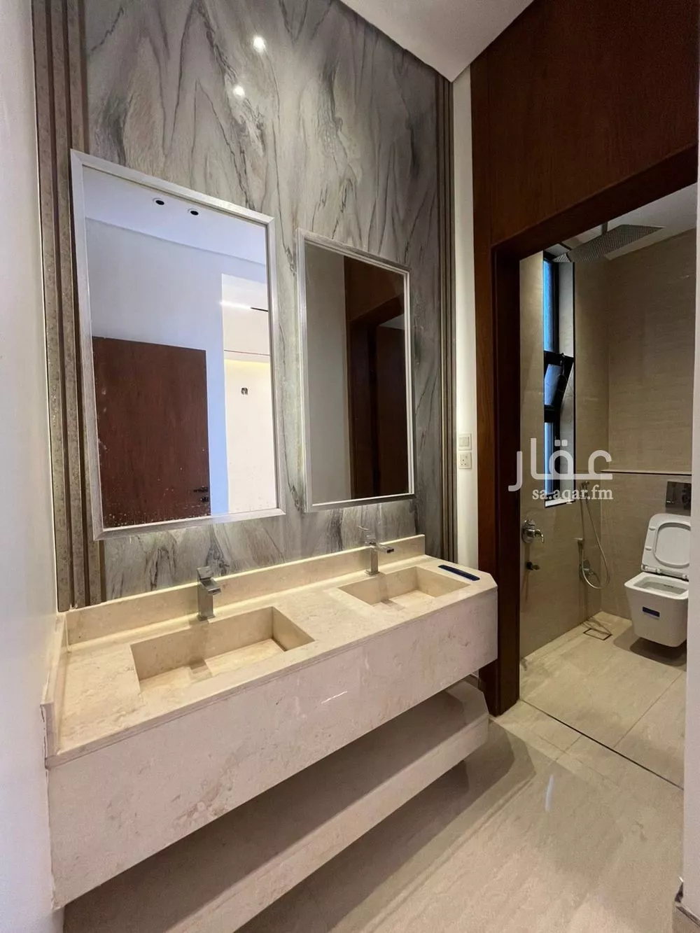 5 bedroom villa in Al Mahdiyyah 8