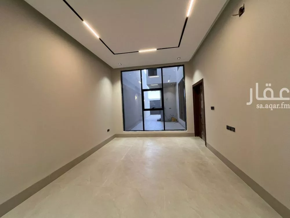 5 bedroom villa in Al Mahdiyyah 11