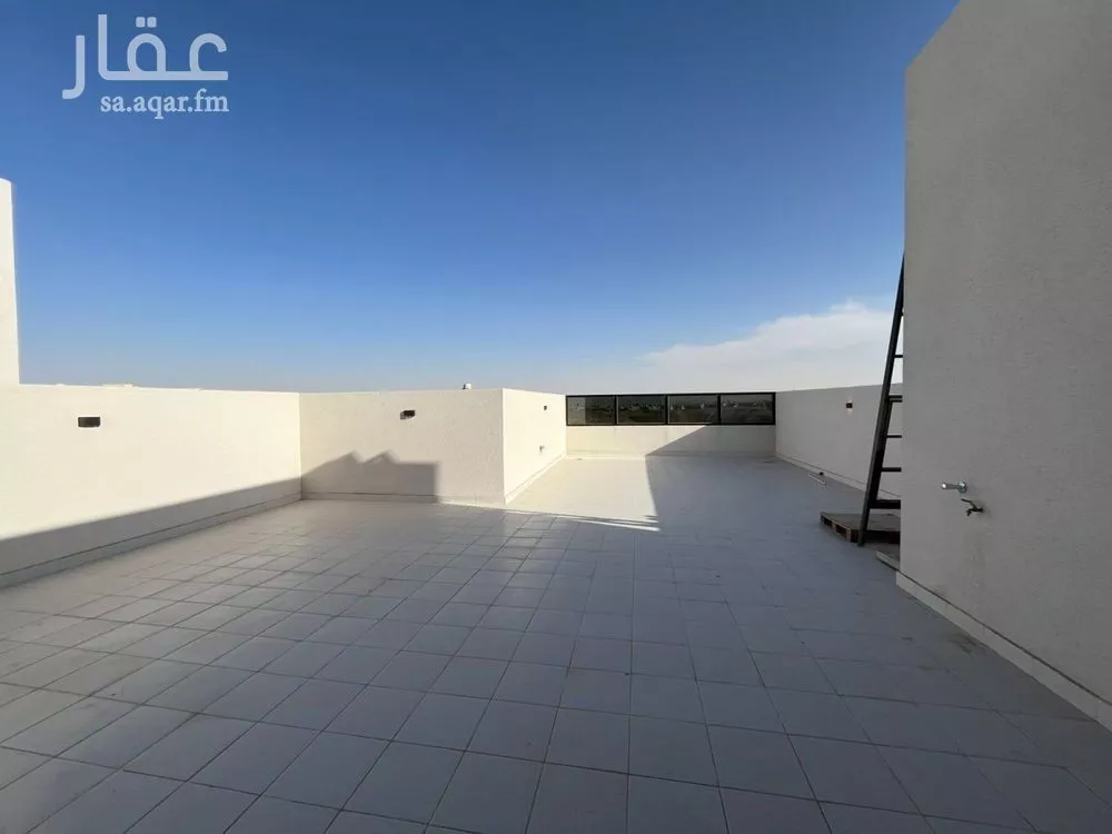 5 bedroom villa in Al Mahdiyyah 14