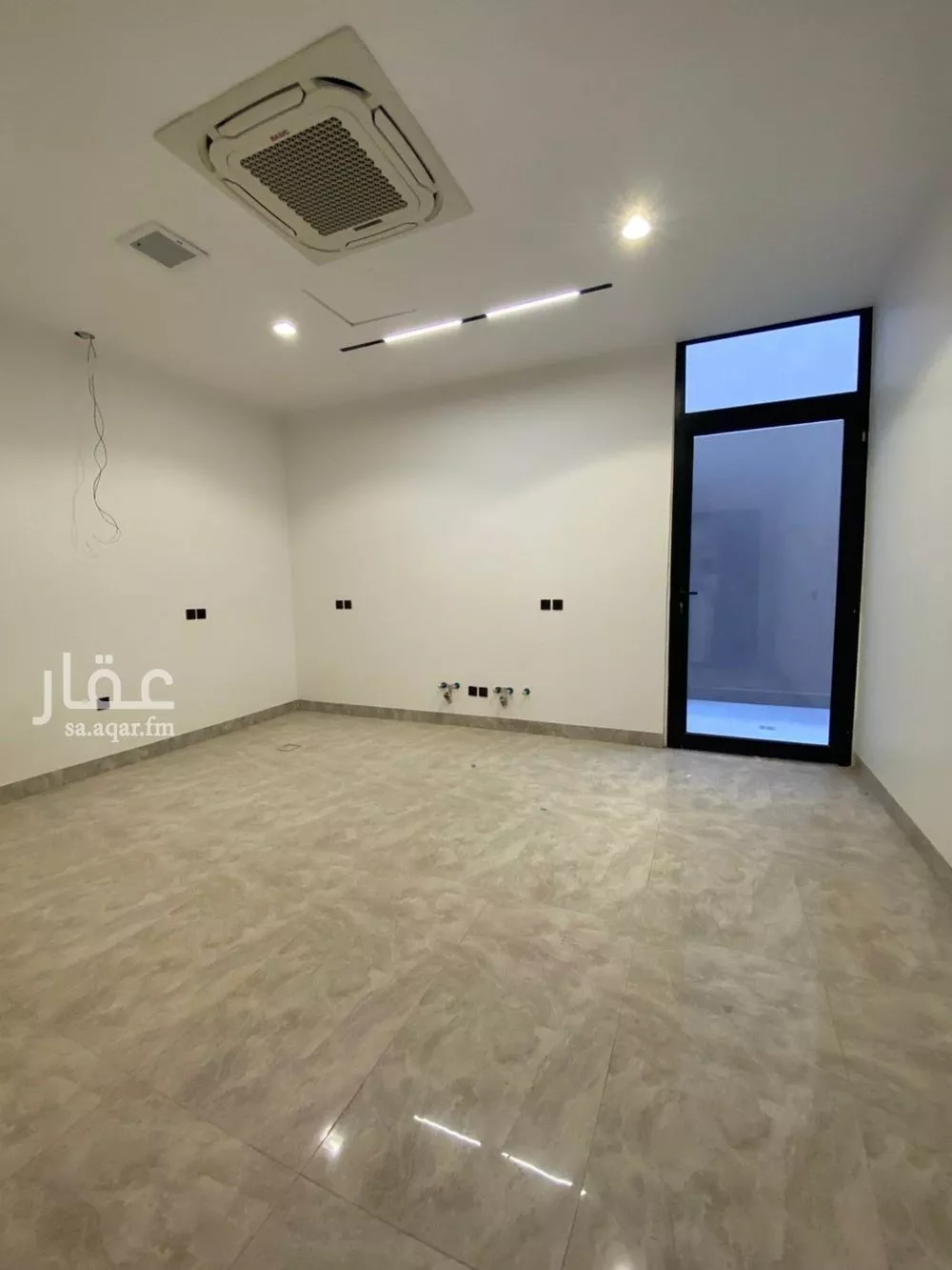 6 bedroom villa in Al Mahdiyyah 15