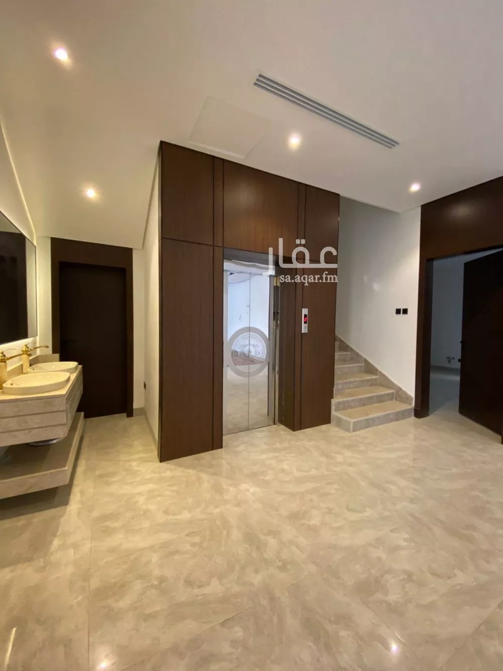 6 bedroom villa in Al Mahdiyyah 7