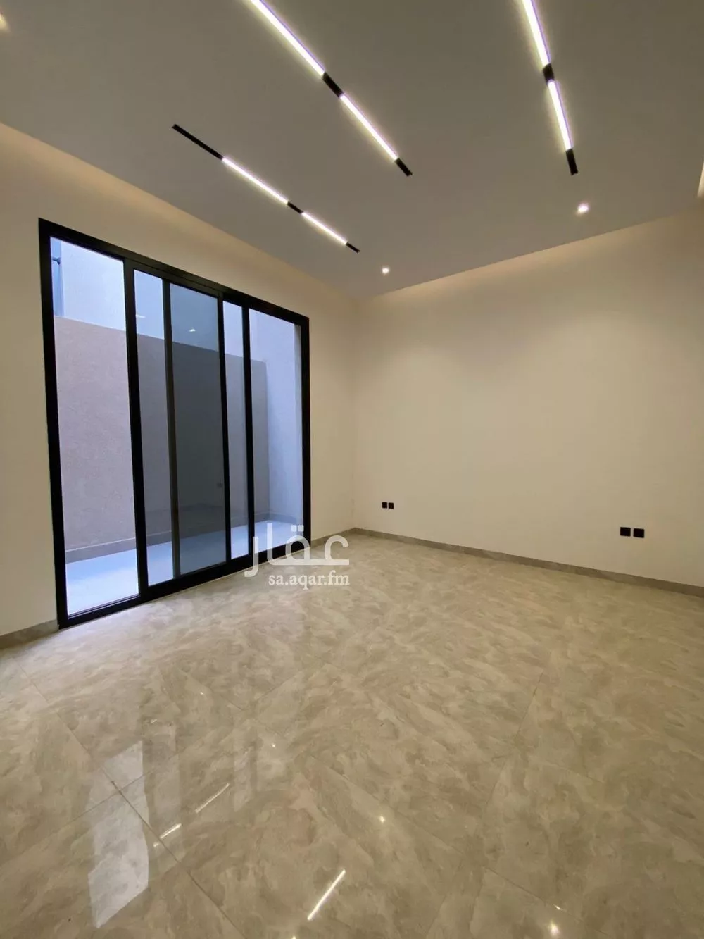 6 bedroom villa in Al Mahdiyyah 8