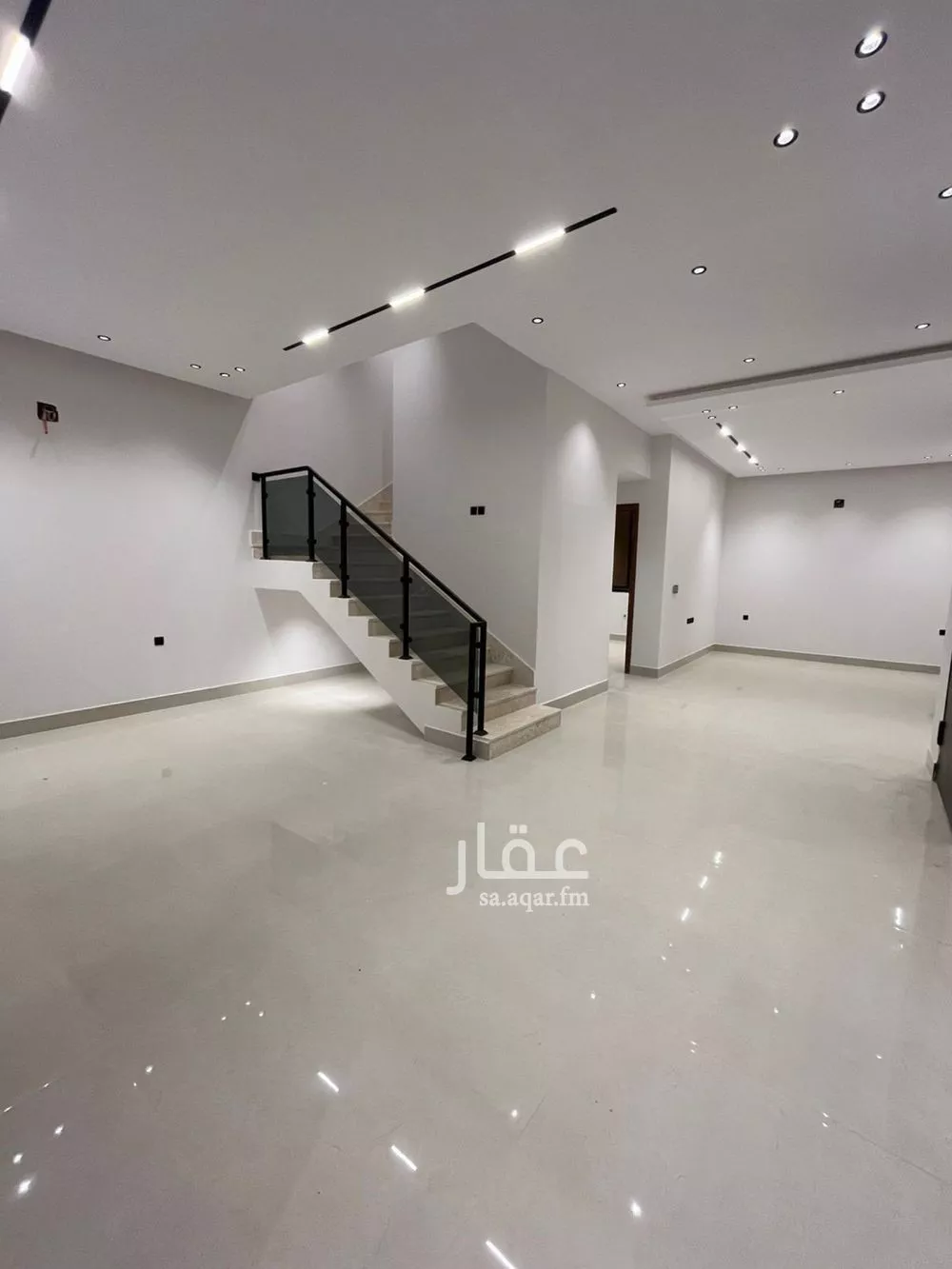 5 bedroom villa in Al Mahdiyyah 12