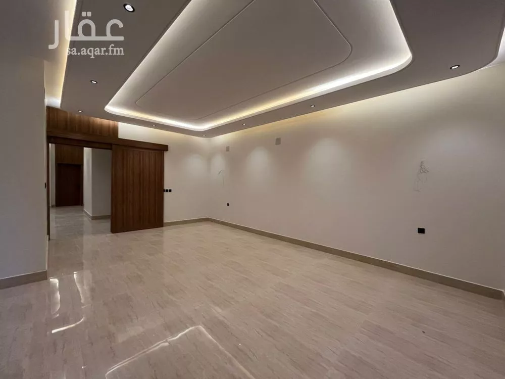 4 bedroom villa in Al Mahdiyyah, Riyadh 12
