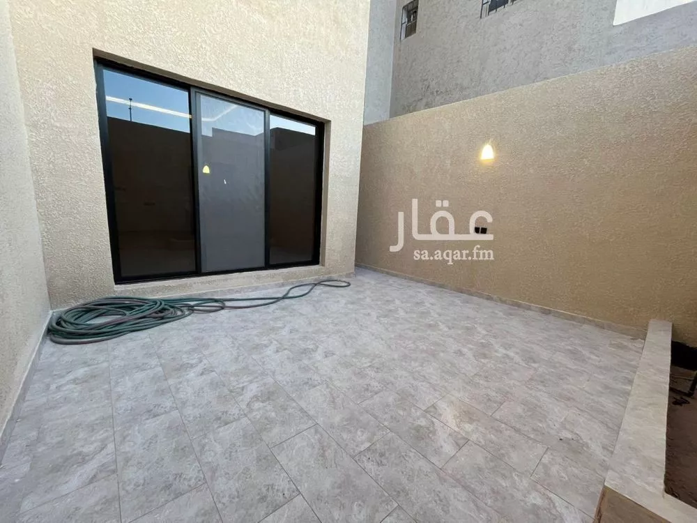 4 bedroom villa in Al Mahdiyyah, Riyadh 4
