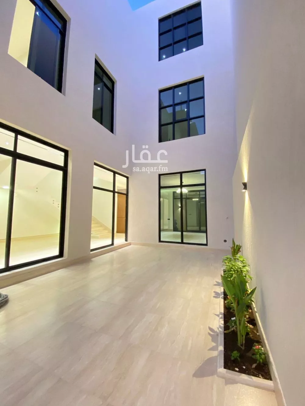 5 bedroom villa in Al Mahdiyyah 4