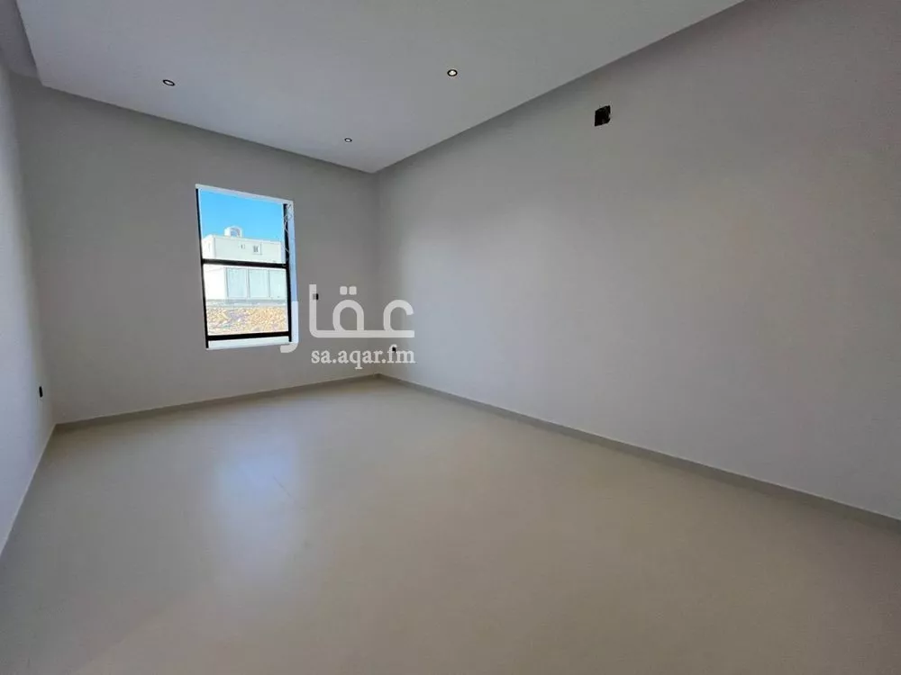 فيلا 6 غرف في المهدية 10