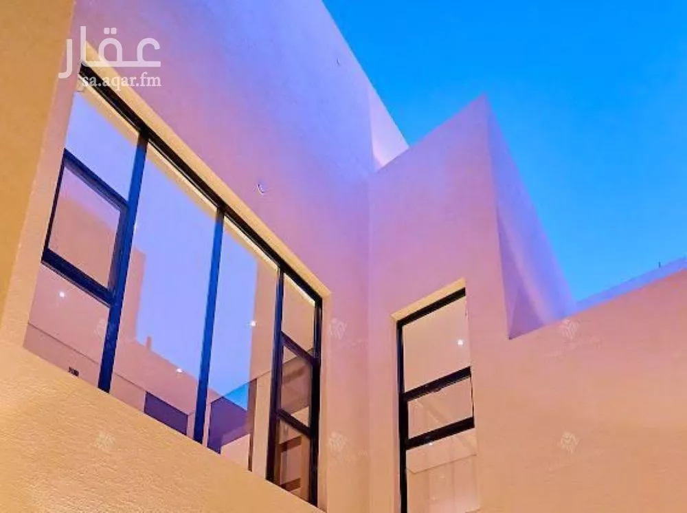 6 bedroom villa in Al Mahdiyyah 2