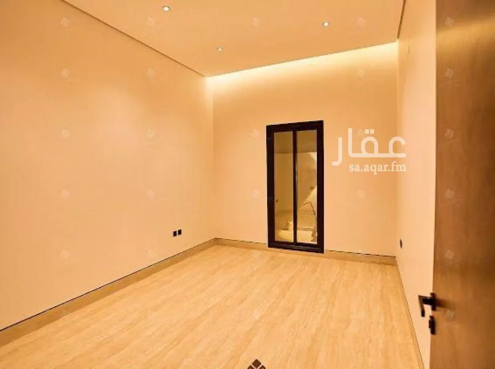6 bedroom villa in Al Mahdiyyah 15