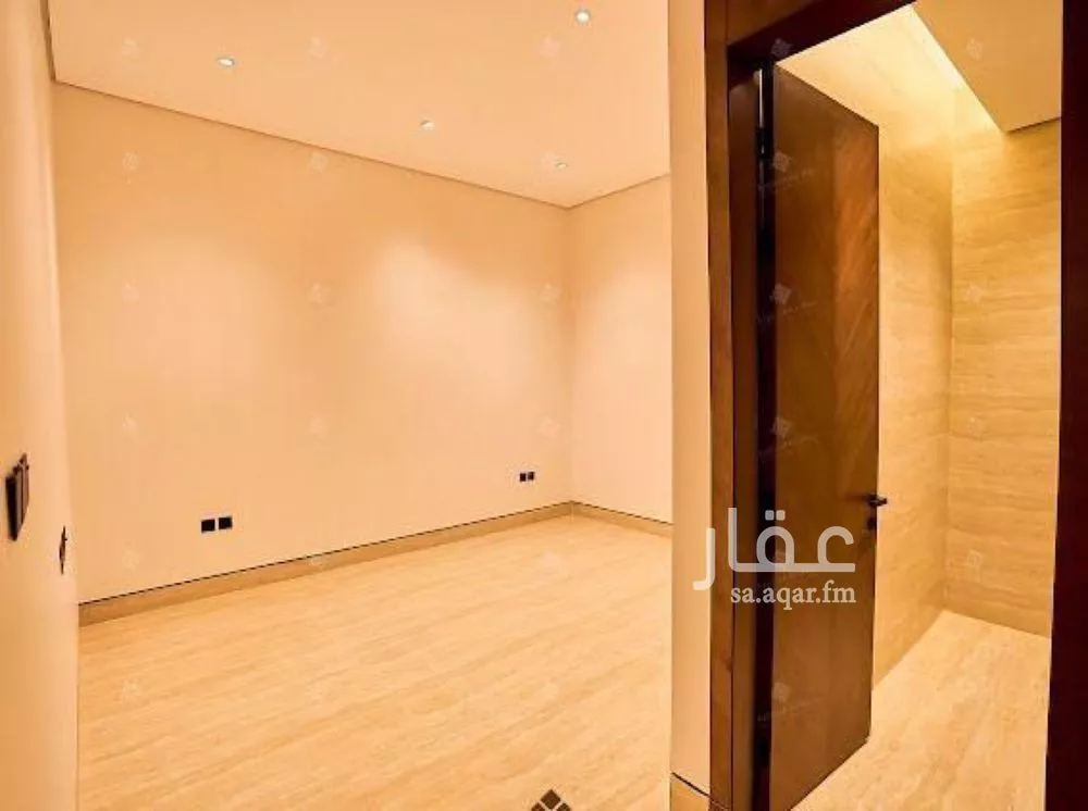 6 bedroom villa in Al Mahdiyyah 26