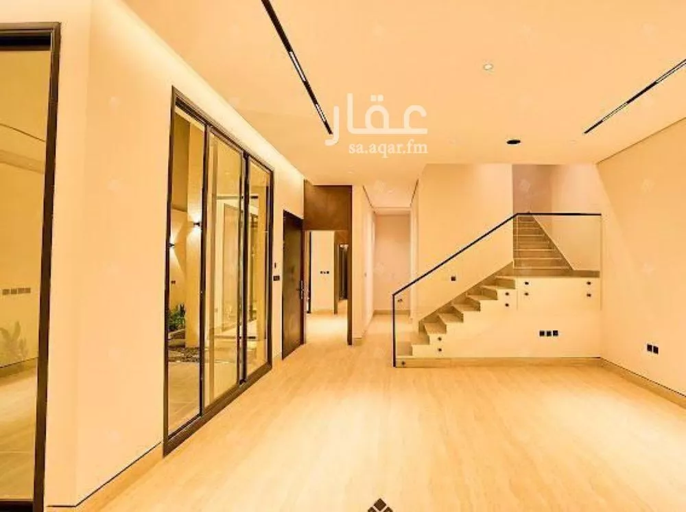 6 bedroom villa in Al Mahdiyyah 9