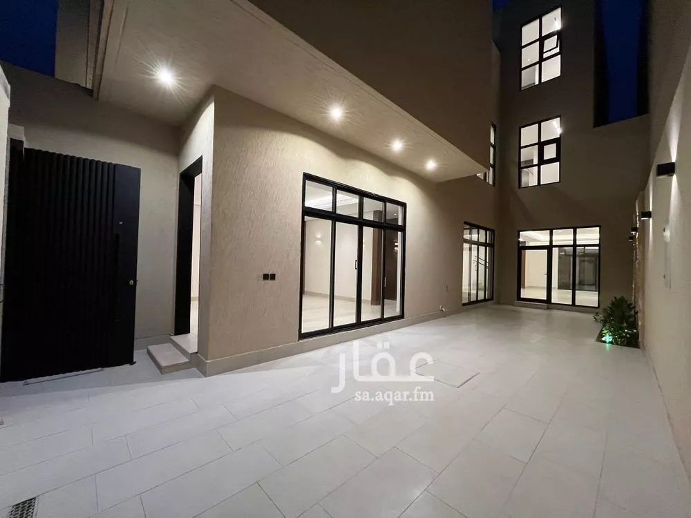 6 bedroom villa in Al Mahdiyyah 4