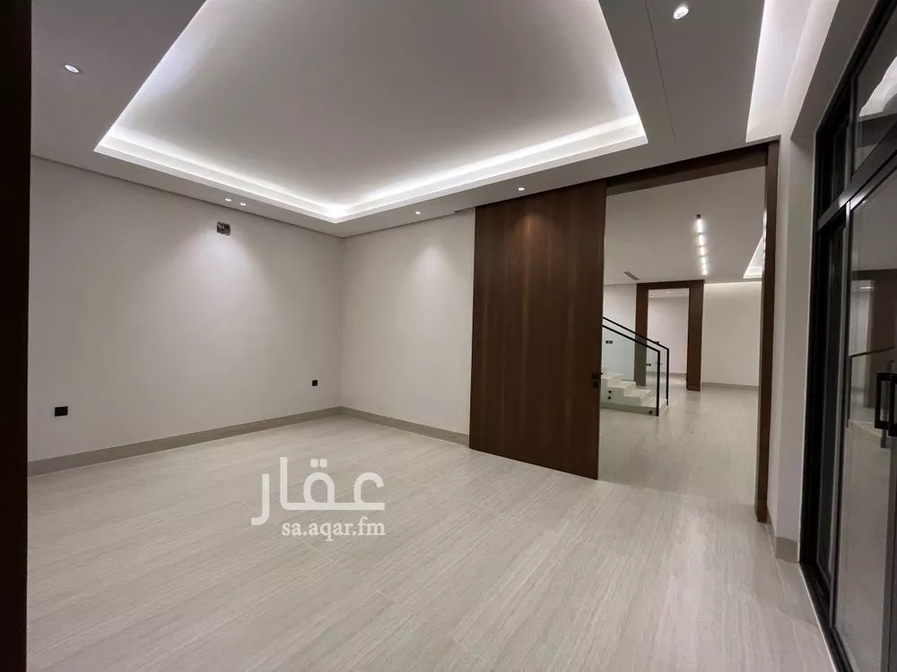 6 bedroom villa in Al Mahdiyyah 7