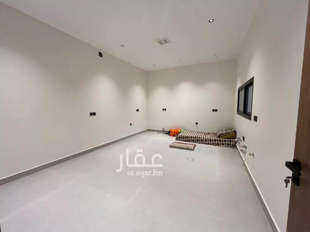فيلا 4 غرف في المهدية 4