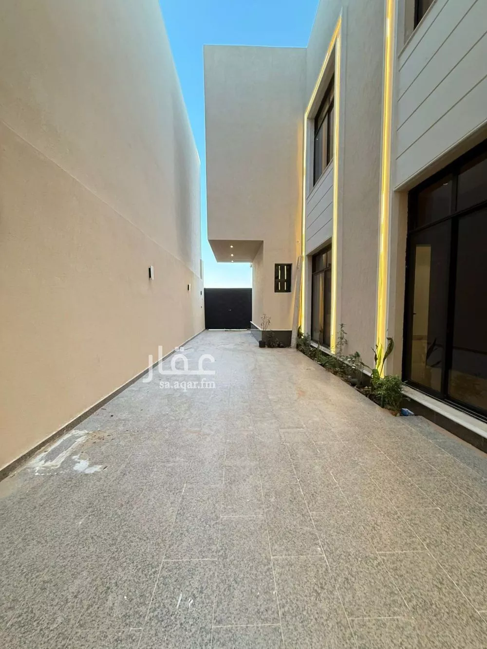 5 bedroom villa in Al Mahdiyyah 6