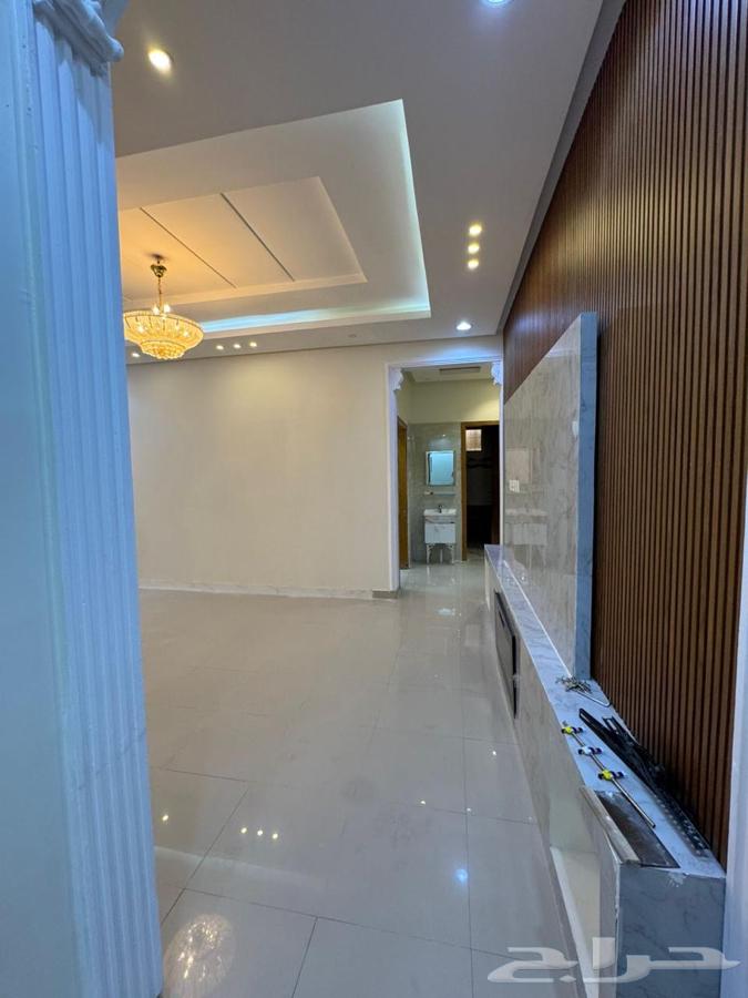 5 bedroom apartment in Al Rimal, Riyadh 9
