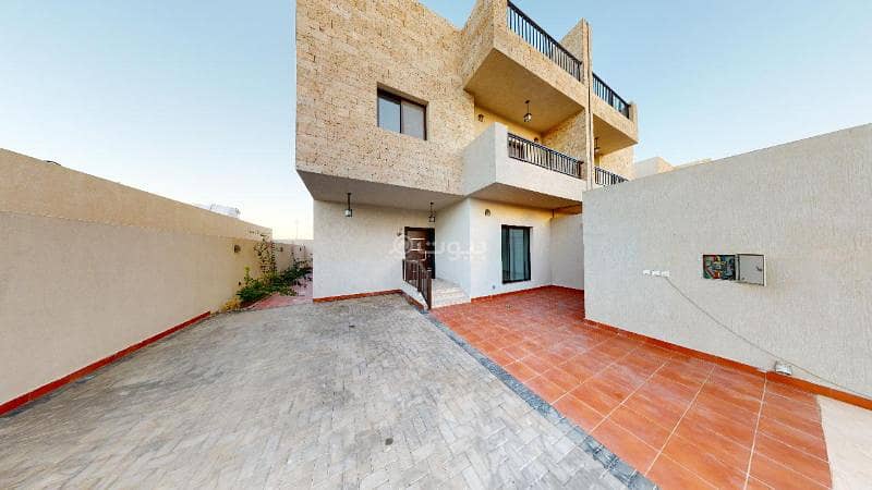 4 bedroom villa in As Sawari, Jeddah 2