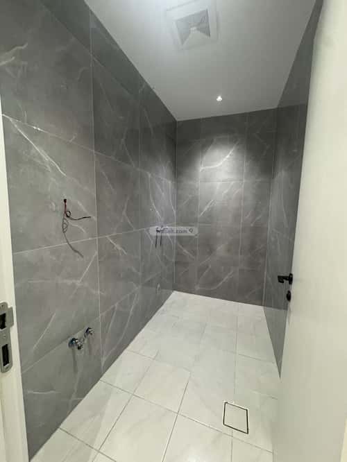 شقة 7 غرف في الواحة 2