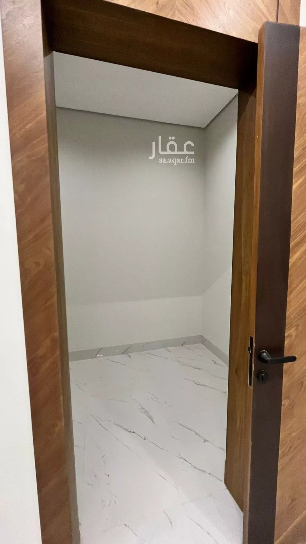 5 bedroom villa in Al Mahdiyyah 4
