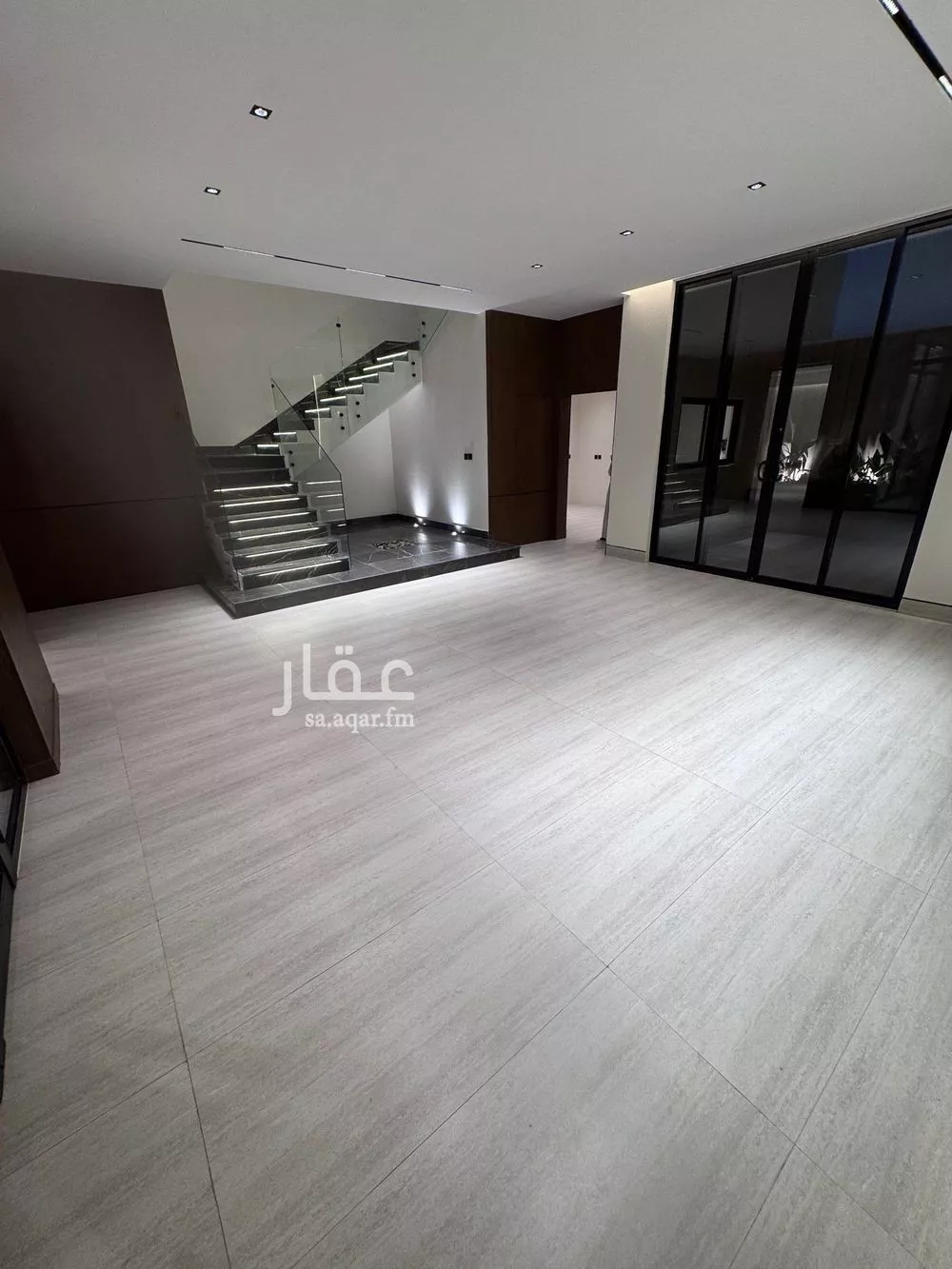 فيلا 6 غرف في المهدية 7