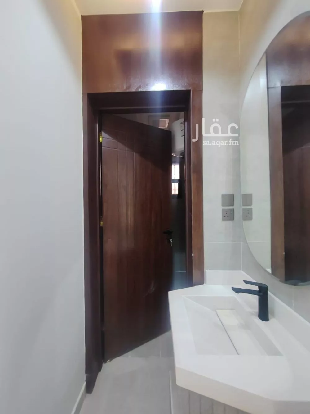 فيلا 6 غرف في العريجاء الوسطى 19