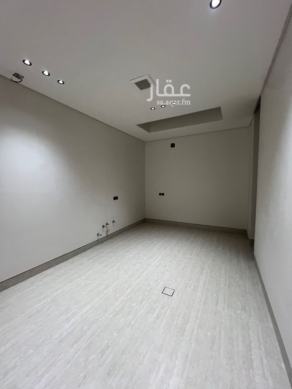 4 bedroom villa in Al Mahdiyyah, Riyadh 6