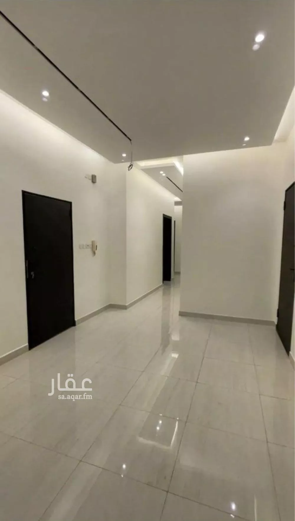 فيلا 6 غرف في النظيم 5
