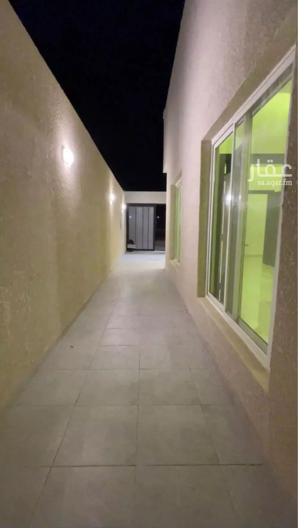 فيلا 6 غرف في النظيم 8