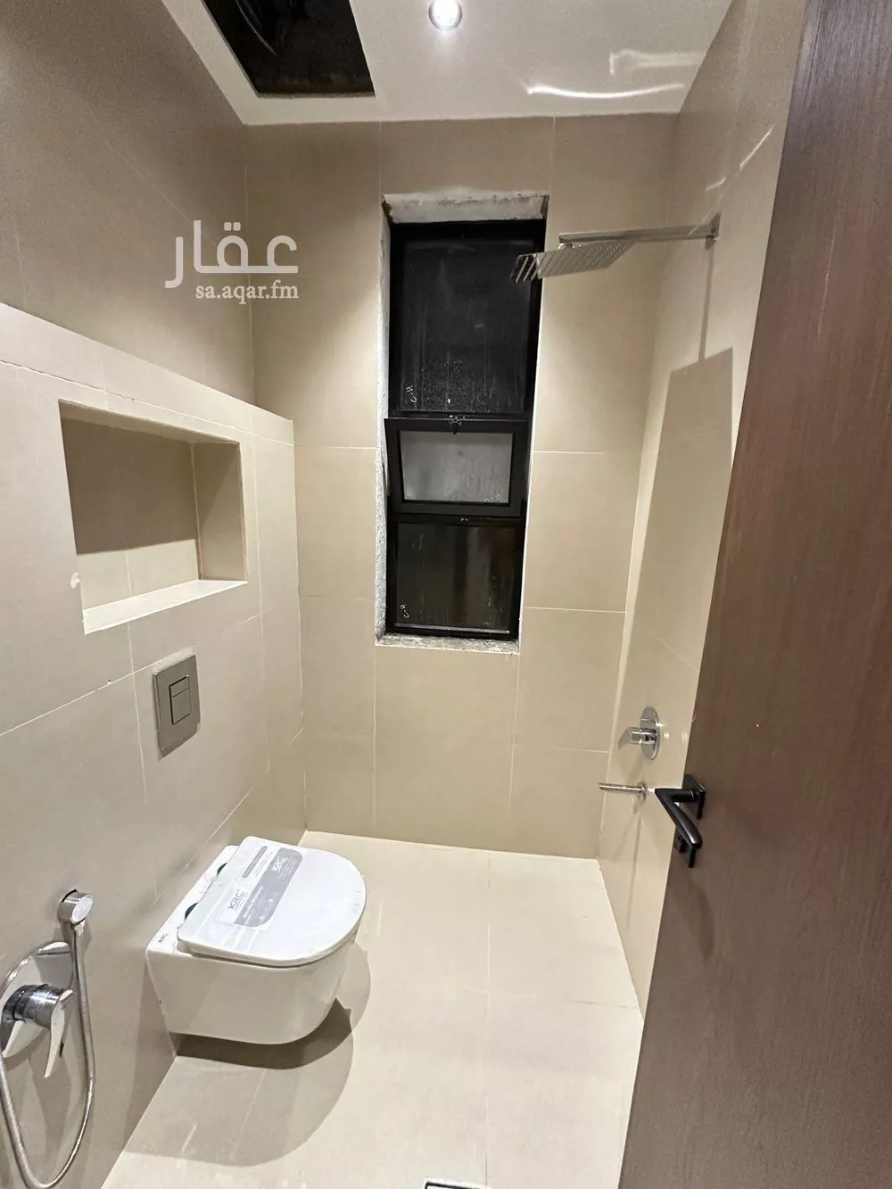 5 bedroom villa in Al Yarmouk 19