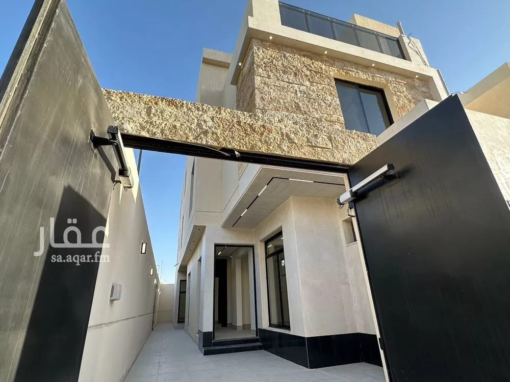 5 bedroom villa in Al Yarmouk 8