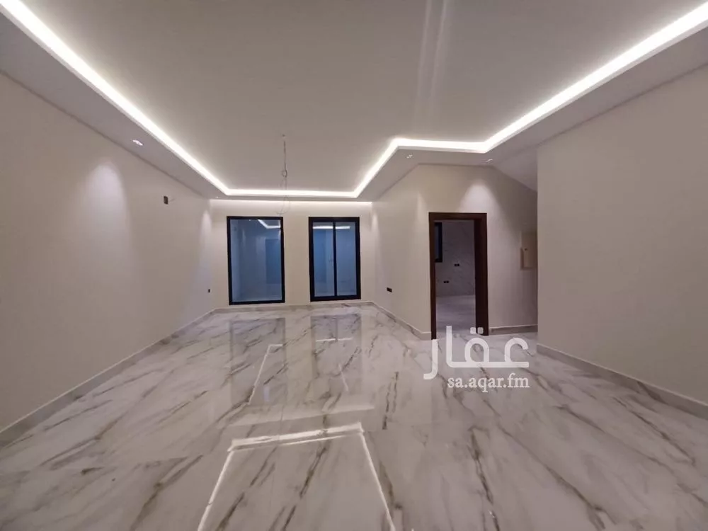 5 bedroom villa in Al Aridh 5