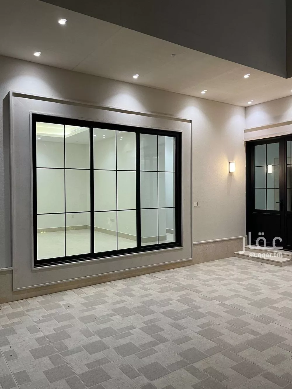 6 bedroom villa in Al Mahdiyyah 3
