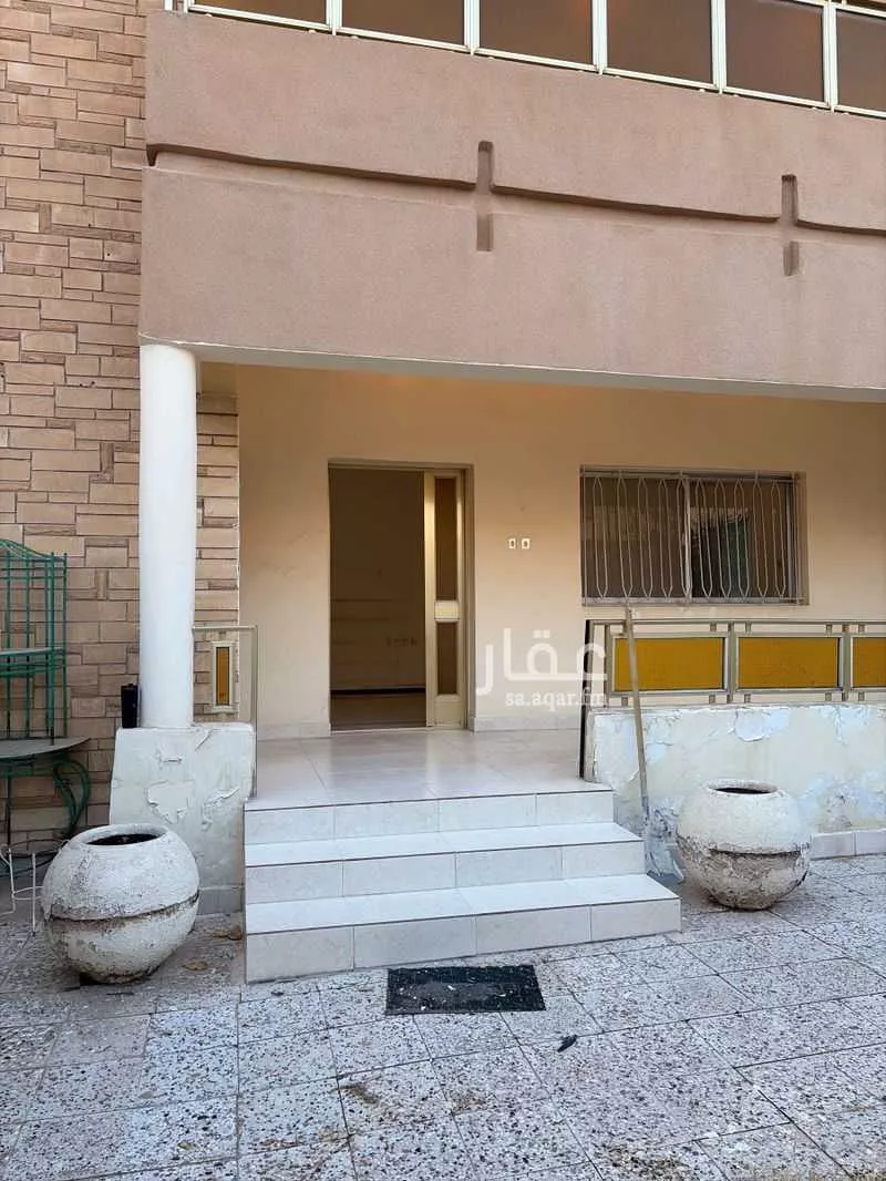 5 bedroom villa in Al Olaya, Riyadh 3