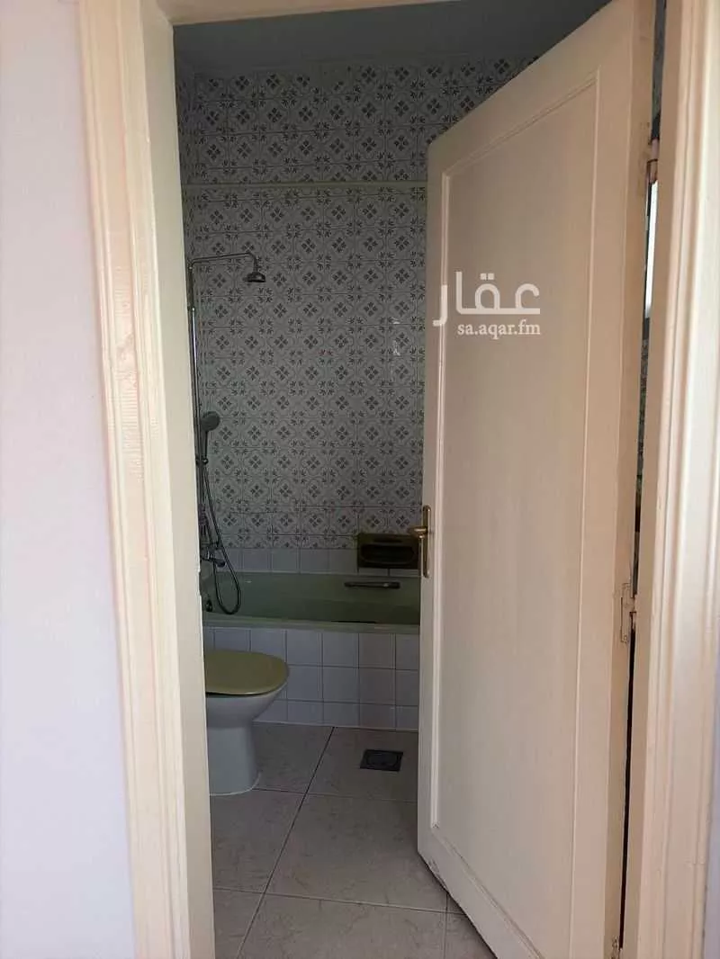 5 bedroom villa in Al Olaya, Riyadh 11