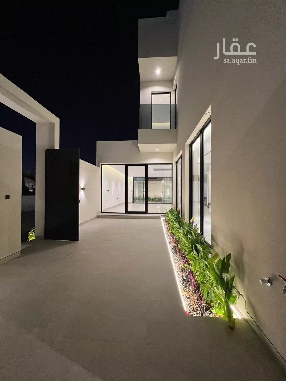 5 bedroom villa in Al Narjis 3
