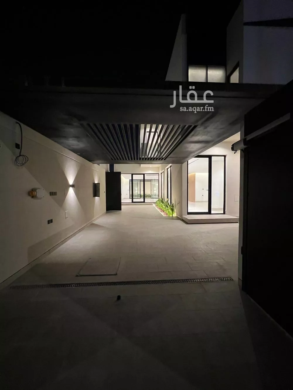 5 bedroom villa in Al Narjis 4