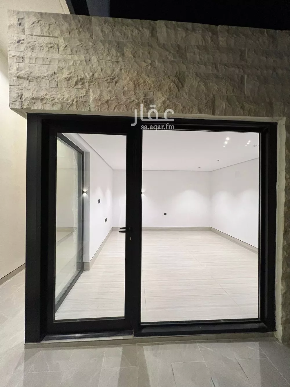 5 bedroom villa in Al Narjis 8