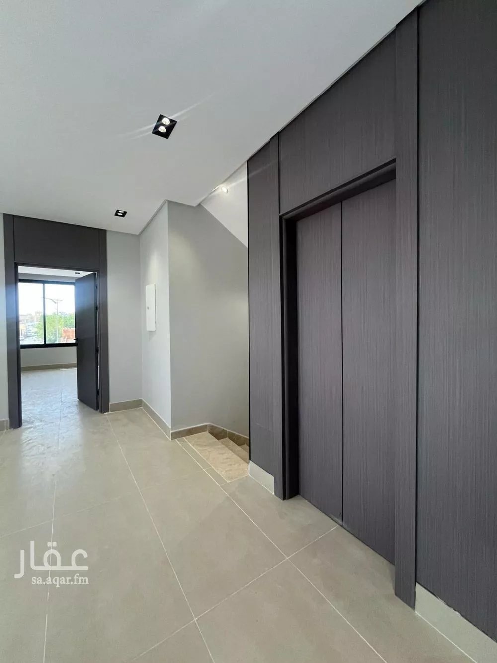 فيلا 5 غرف في طويق 15